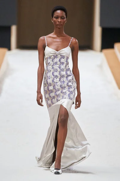 Look 39